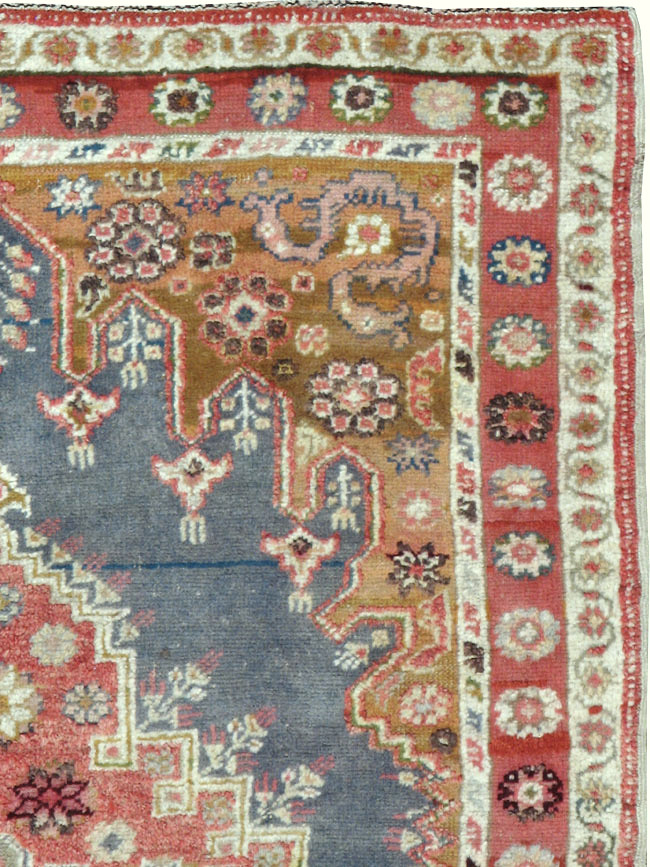 Antique Turkish Oushak Rug, No.15909 - Galerie Shabab