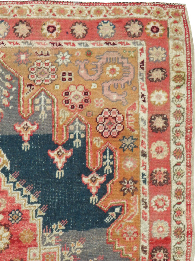 Antique Turkish Oushak Rug, No.15909 - Galerie Shabab