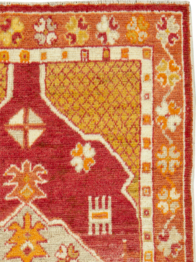 Vintage Turkish Oushak Rug, No.15912 - Galerie Shabab