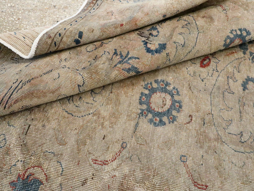 Vintage Turkish Sivas Carpet, No.15932 - Galerie Shabab