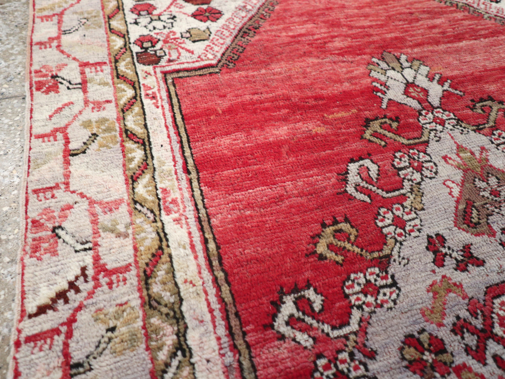 Vintage Turkish Oushak Rug, No.15939 - Galerie Shabab