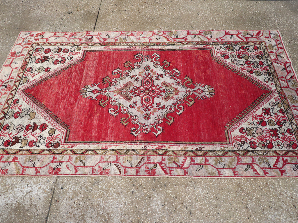 Vintage Turkish Oushak Rug, No.15939 - Galerie Shabab