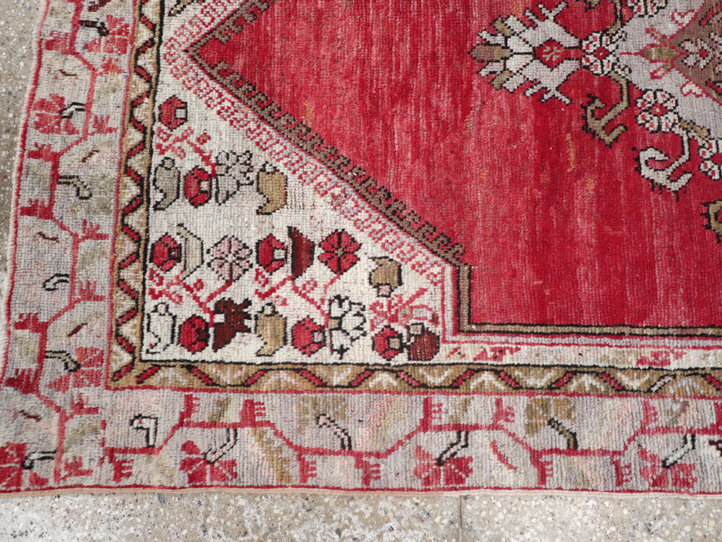 Vintage Turkish Oushak Rug, No.15939 - Galerie Shabab