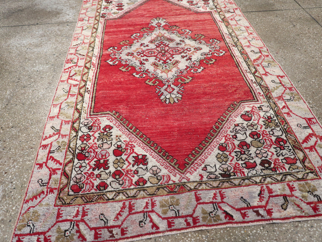 Vintage Turkish Oushak Rug, No.15939 - Galerie Shabab