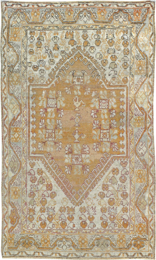 Antique Turkish Ghiordes Rug, No.15940 - Galerie Shabab