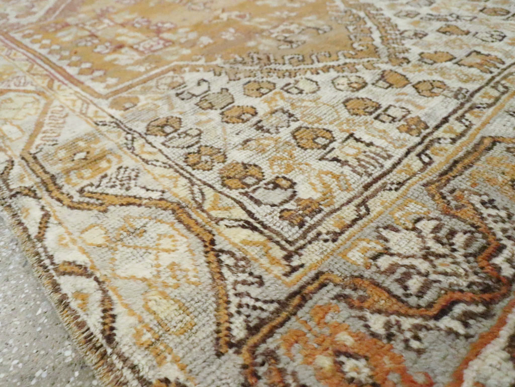 Antique Turkish Ghiordes Rug, No.15940 - Galerie Shabab