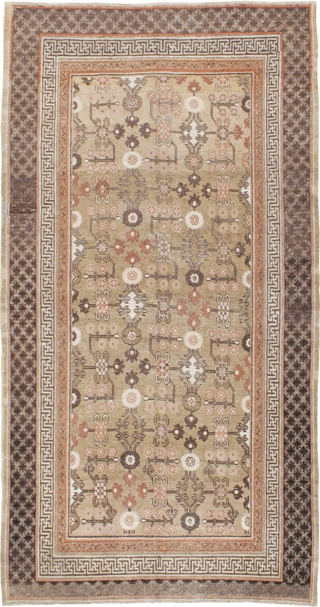 Antique East Turkestan Khotan Carpet, No.15942 - Galerie Shabab