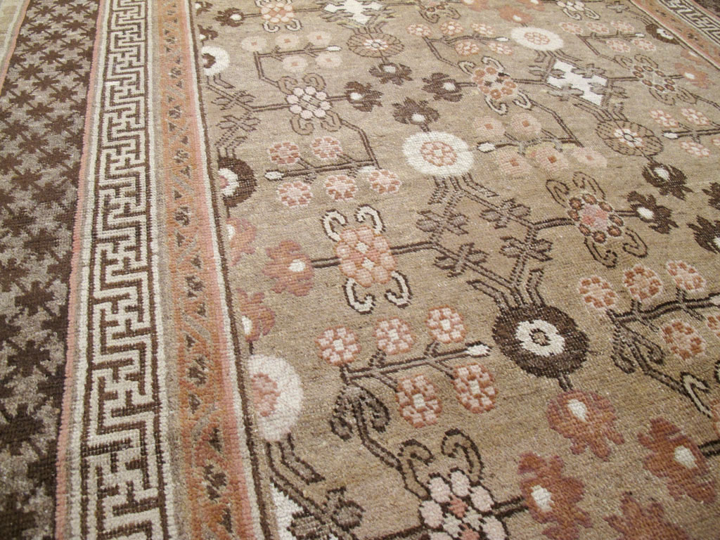 Antique East Turkestan Khotan Carpet, No.15942 - Galerie Shabab