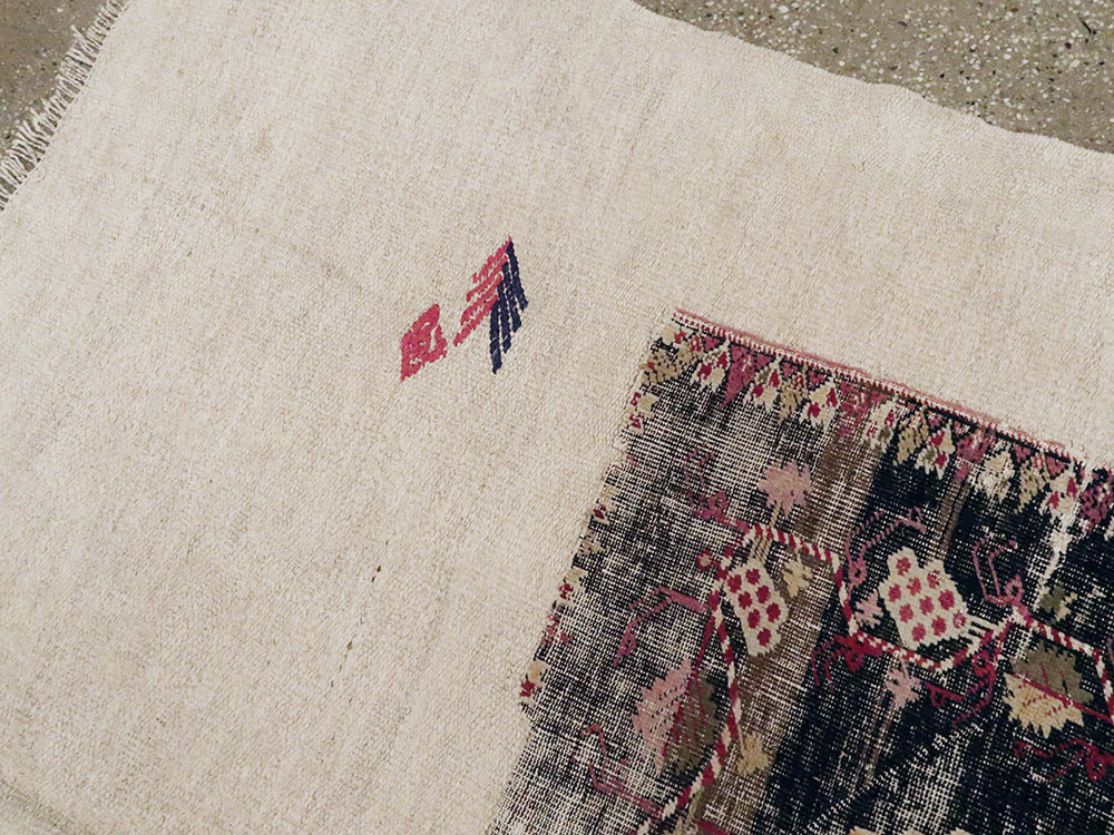 Modern Turkish Folk Rug, No.15970 - Galerie Shabab