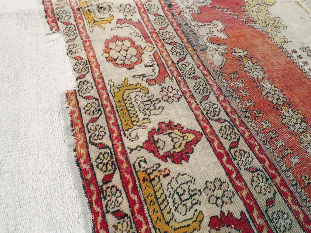 Antique Turkish Ghiordes Rug, No.15972 - Galerie Shabab