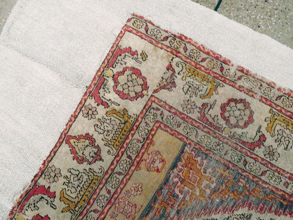 Antique Turkish Ghiordes Rug, No.15972 - Galerie Shabab