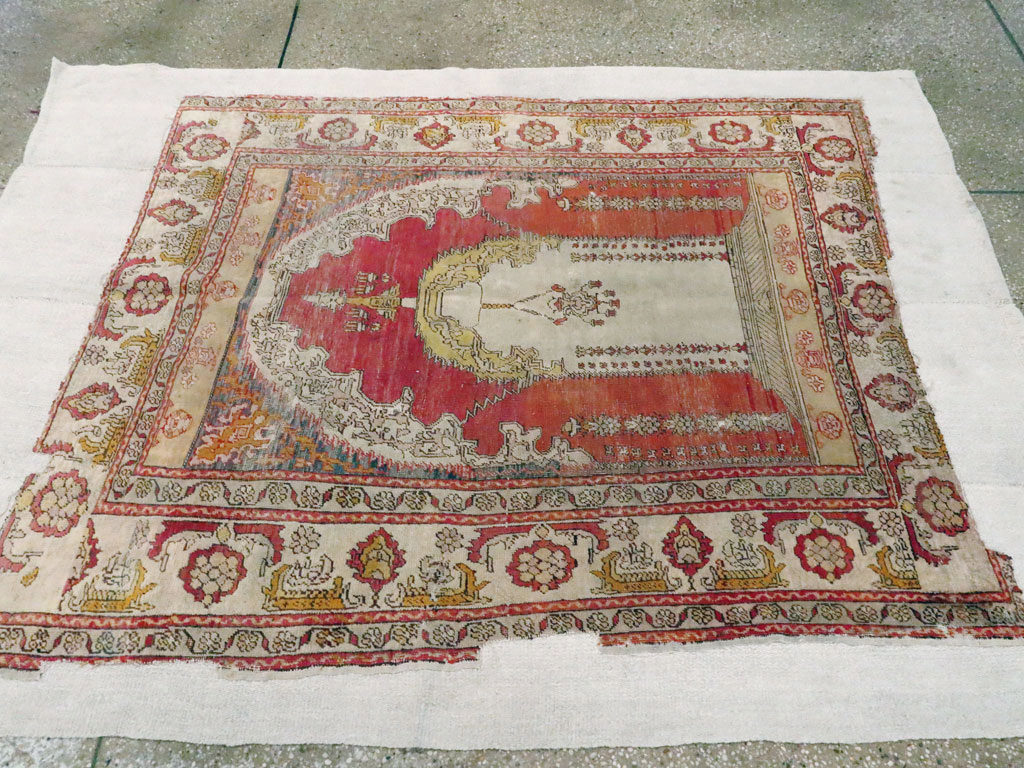 Antique Turkish Ghiordes Rug, No.15972 - Galerie Shabab