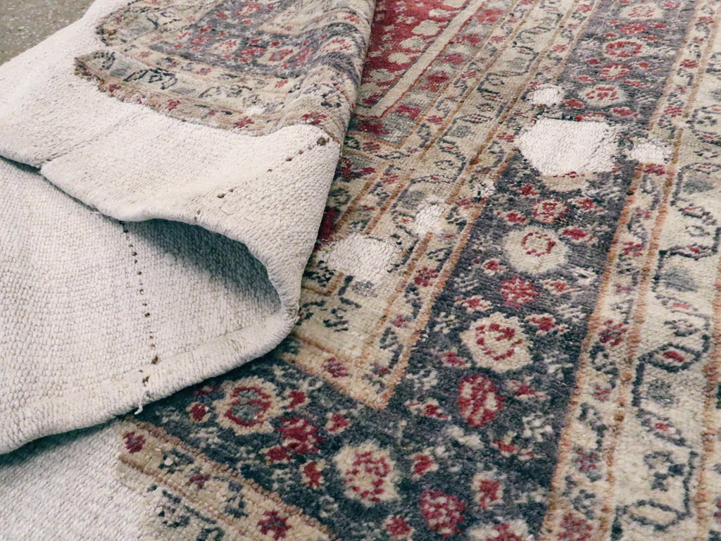 Antique Turkish Ghiordes Rug, No.15973 - Galerie Shabab