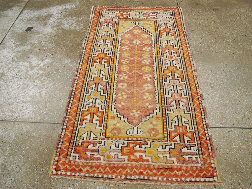 Antique Turkish Oushak Rug, No.15984 - Galerie Shabab