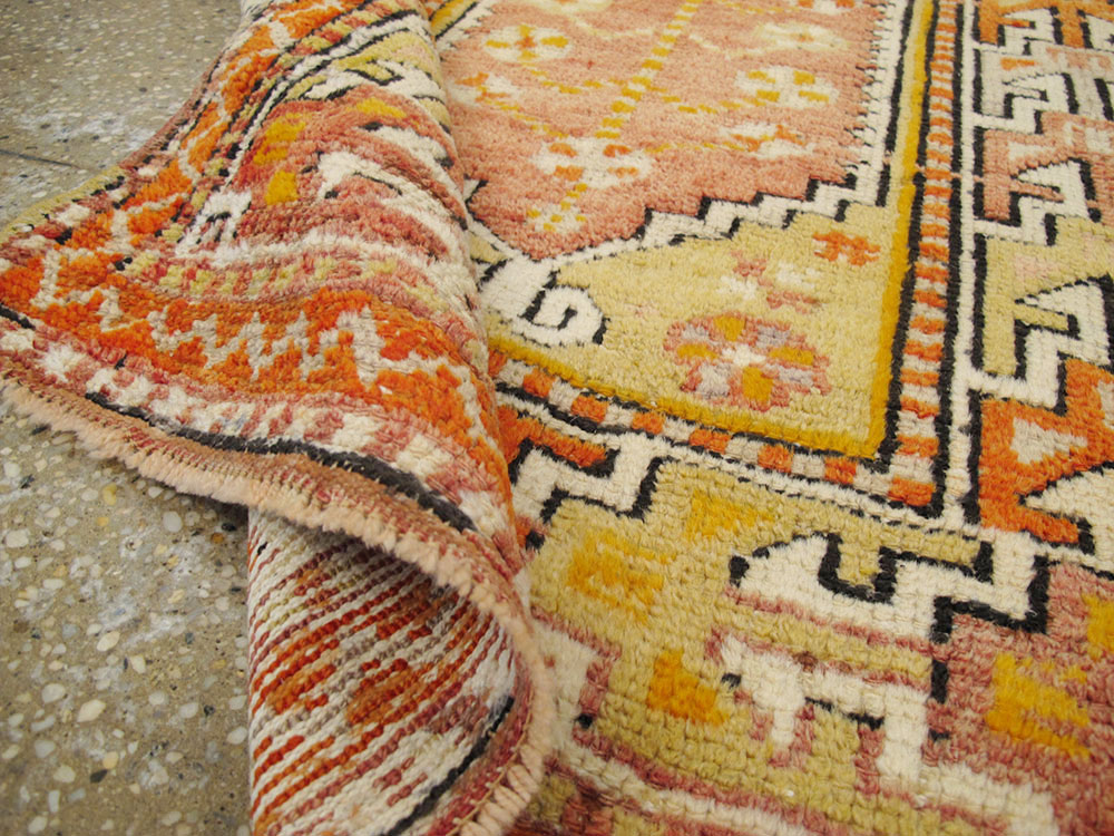 Antique Turkish Oushak Rug, No.15984 - Galerie Shabab