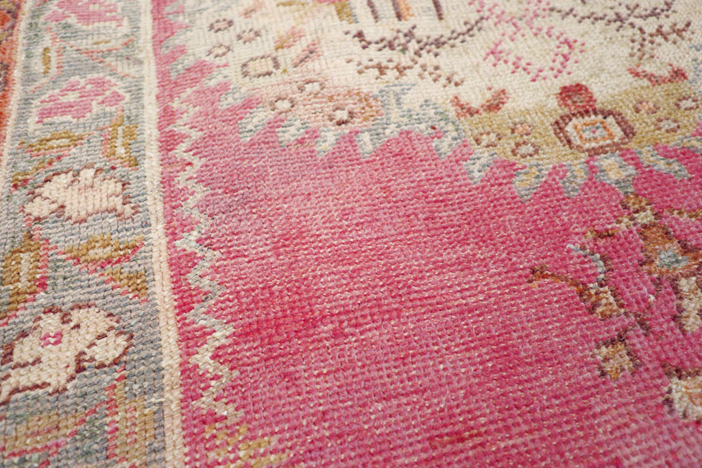 Antique Turkish Oushak Rug, No.15988 - Galerie Shabab