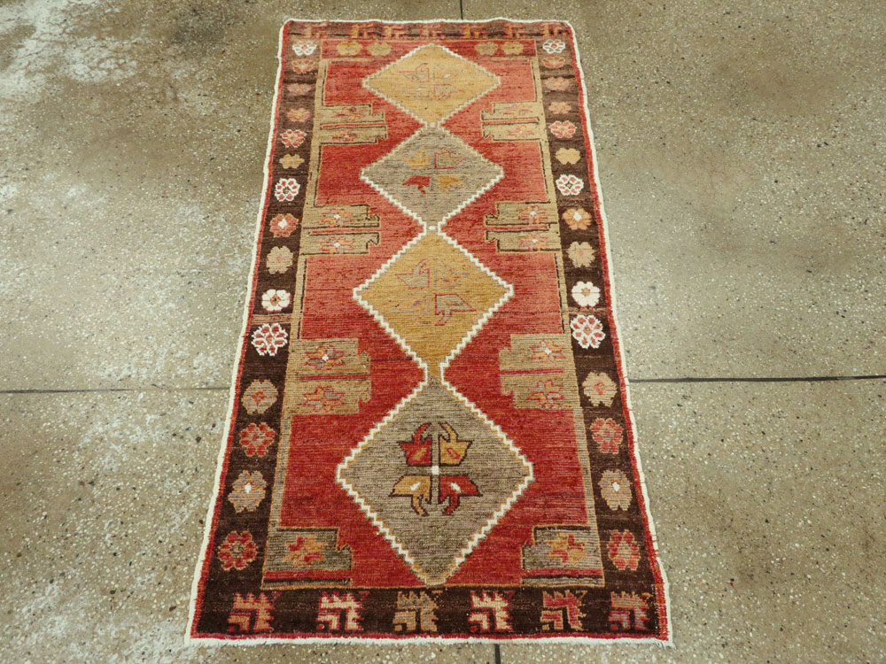 Vintage Turkish Anatolian Rug, No.15992 - Galerie Shabab