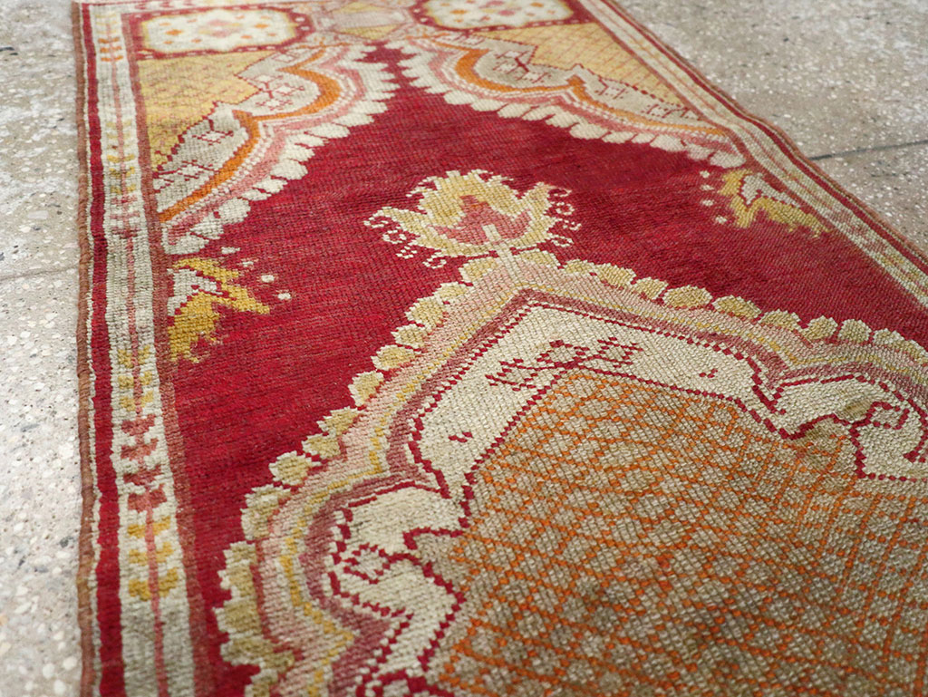 Vintage Turkish Oushak Rug, No.15996 - Galerie Shabab
