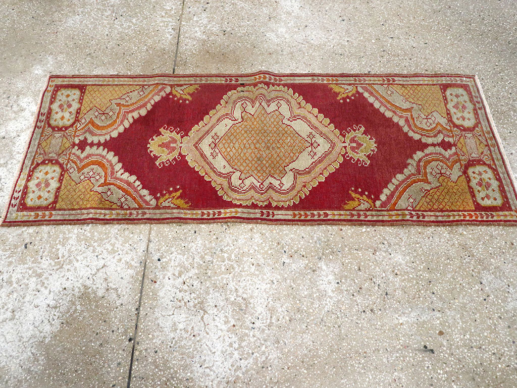 Vintage Turkish Oushak Rug, No.15996 - Galerie Shabab