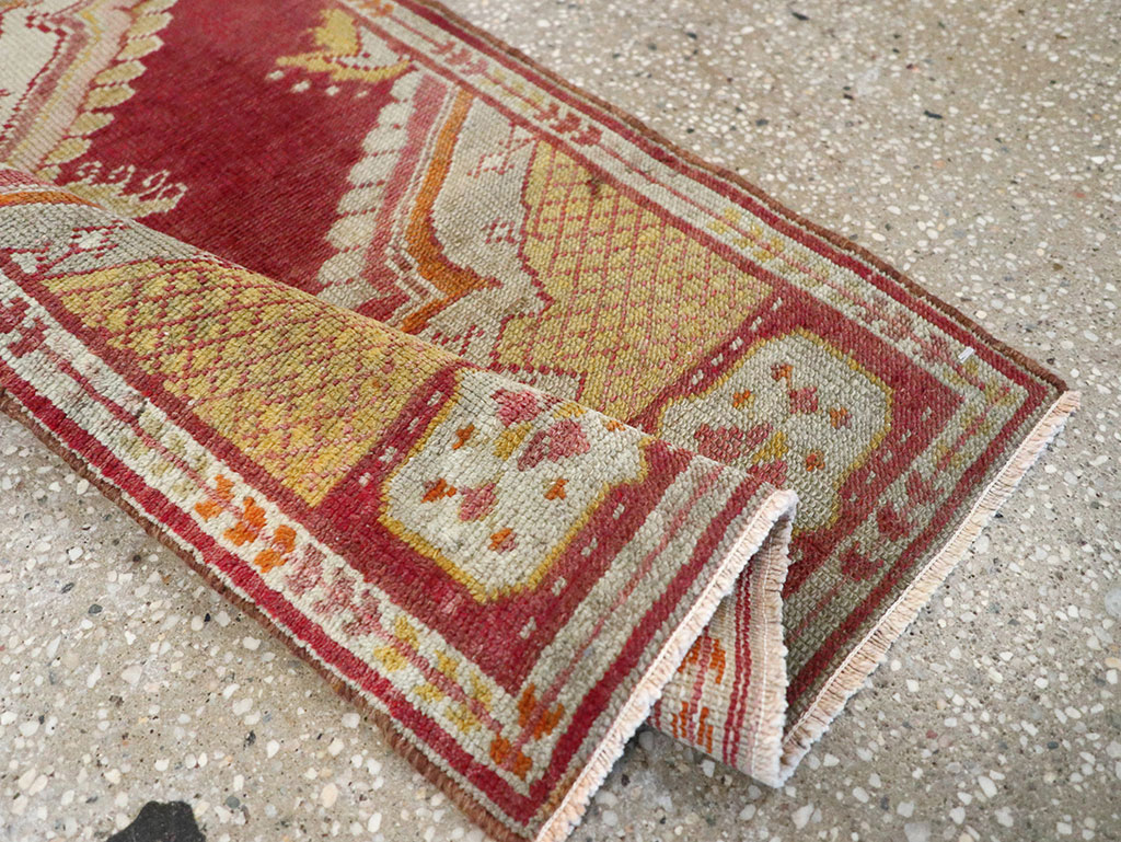Vintage Turkish Oushak Rug, No.15996 - Galerie Shabab