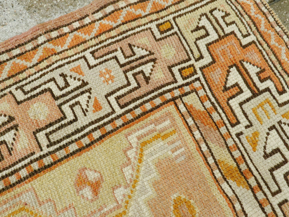 Vintage Turkish Oushak Rug, No.16003 - Galerie Shabab