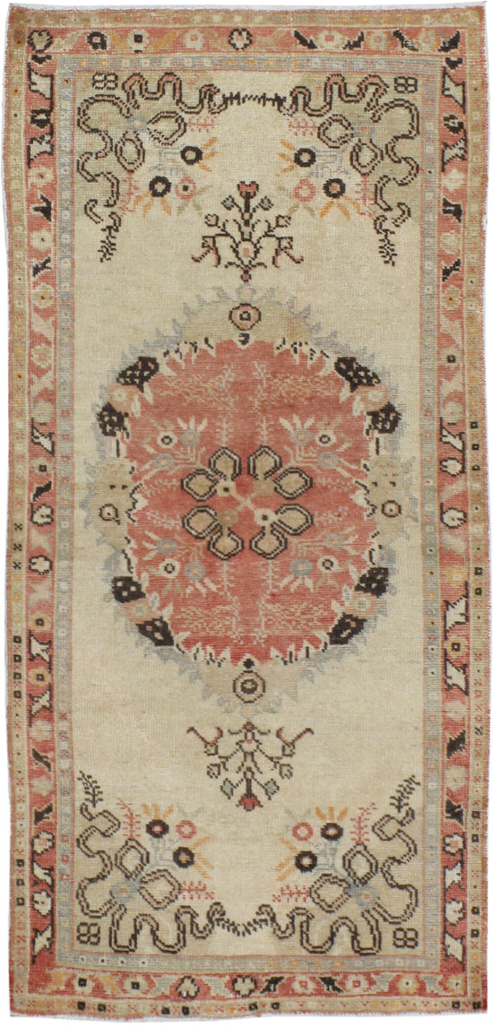 Antique Turkish Oushak Rug, No.16004 - Galerie Shabab