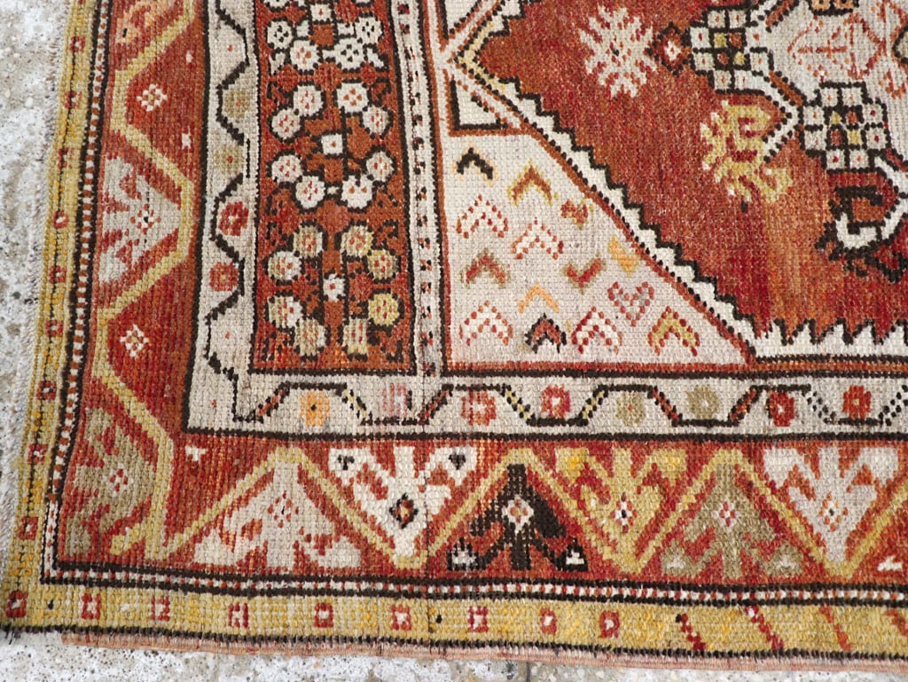 Vintage Turkish Anatolian Rug, No.16008 - Galerie Shabab