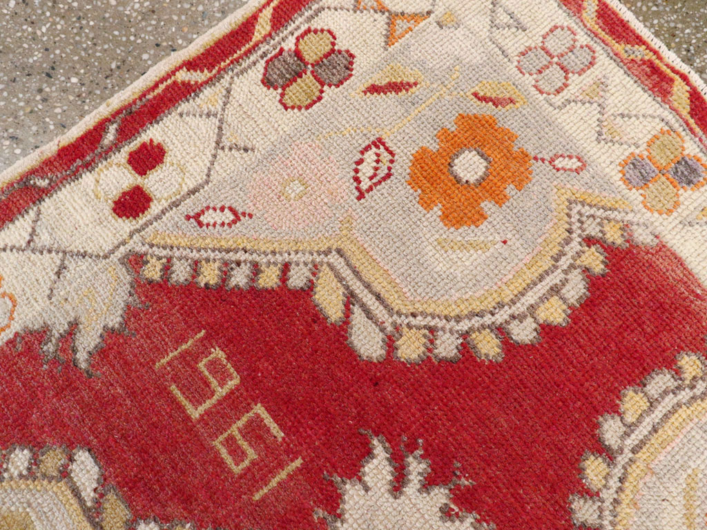 Vintage Turkish Oushak Rug, No.16019 - Galerie Shabab