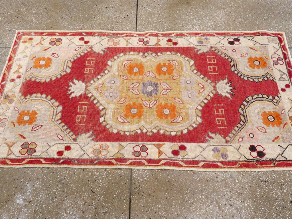 Vintage Turkish Oushak Rug, No.16019 - Galerie Shabab