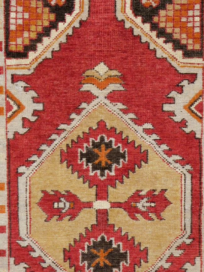 Vintage Turkish Oushak Rug, No.16021 - Galerie Shabab