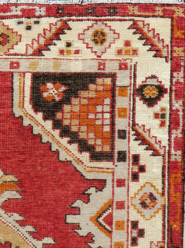 Vintage Turkish Oushak Rug, No.16021 - Galerie Shabab