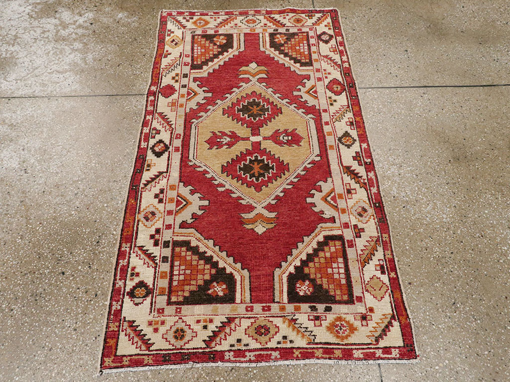 Vintage Turkish Oushak Rug, No.16021 - Galerie Shabab