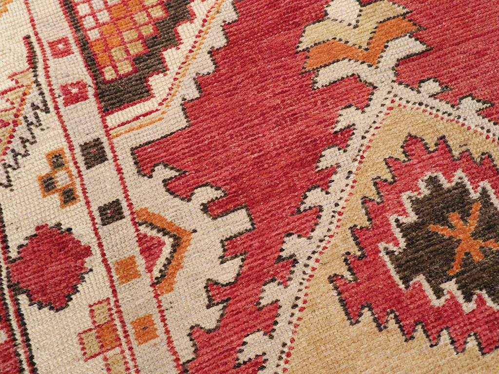 Vintage Turkish Oushak Rug, No.16021 - Galerie Shabab