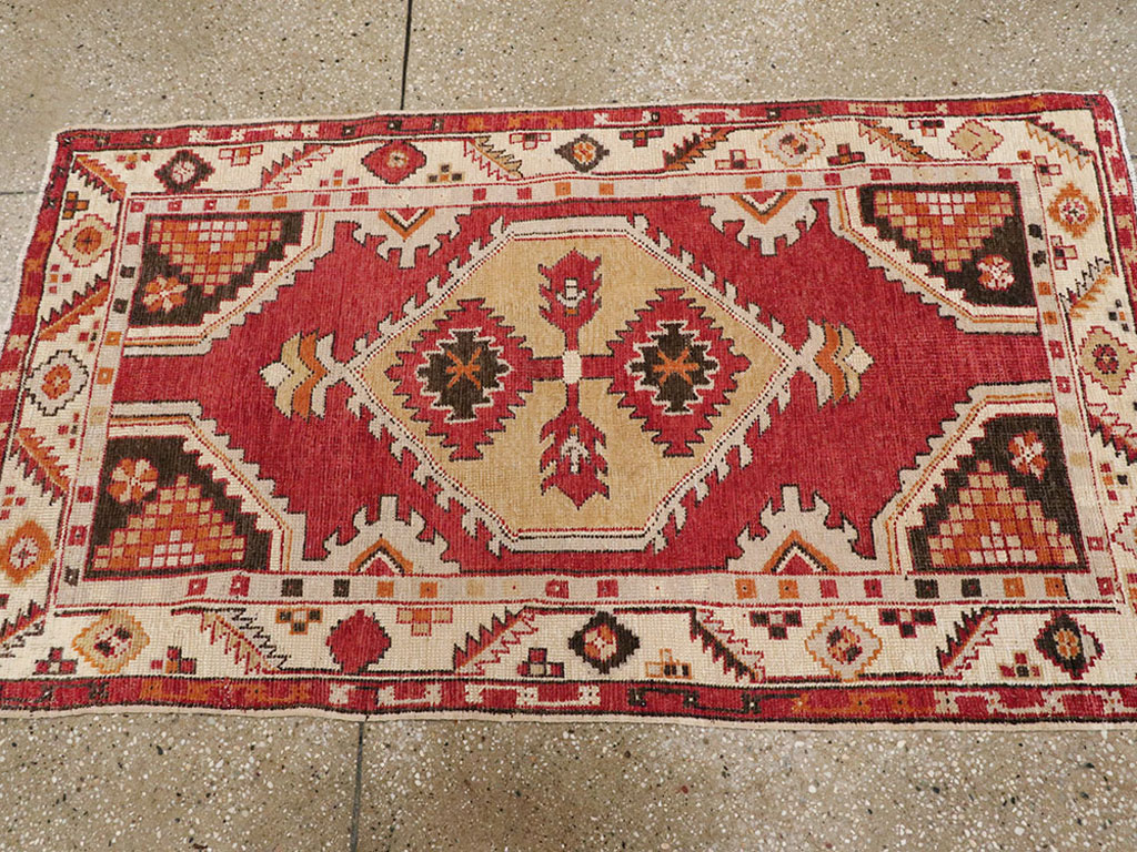 Vintage Turkish Oushak Rug, No.16021 - Galerie Shabab