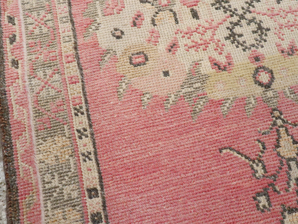 Vintage Turkish Oushak Rug, No.16023 - Galerie Shabab