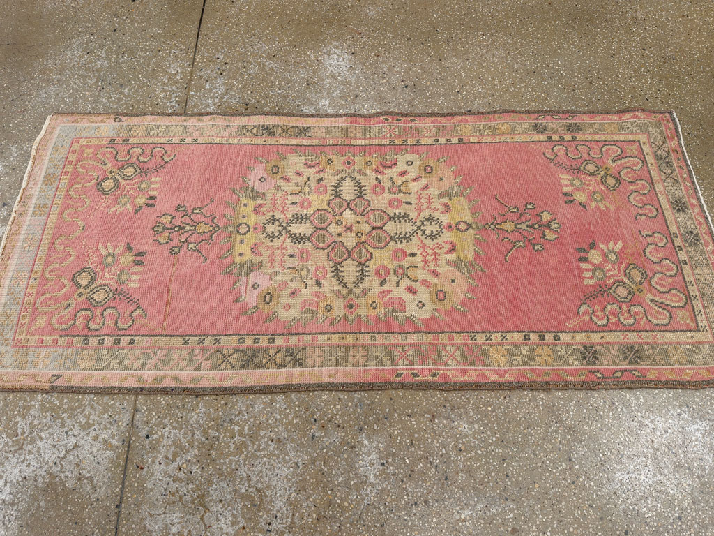 Vintage Turkish Oushak Rug, No.16023 - Galerie Shabab
