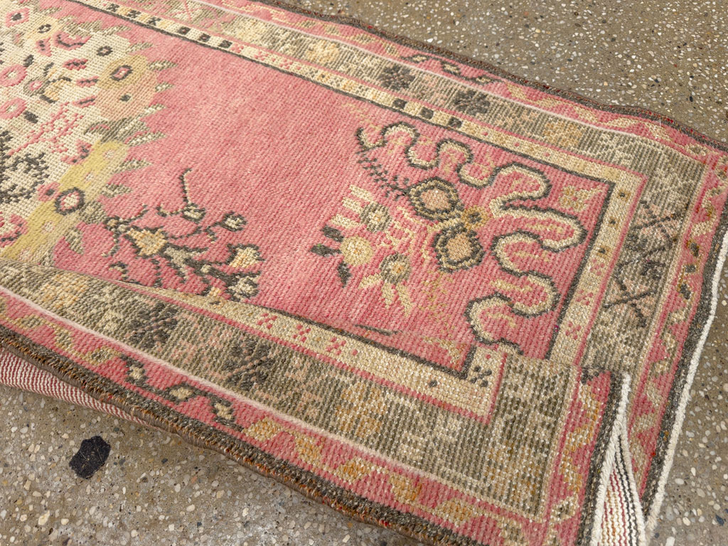 Vintage Turkish Oushak Rug, No.16023 - Galerie Shabab