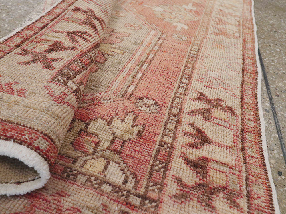 Vintage Turkish Oushak Throw Rug, No.16025 - Galerie Shabab