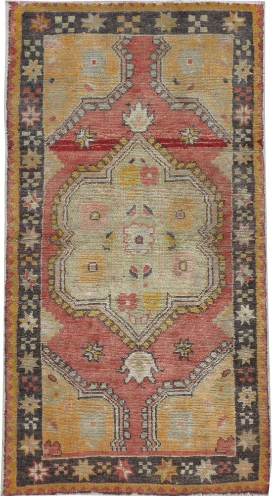 Vintage Turkish Oushak Rug, No.16029 - Galerie Shabab