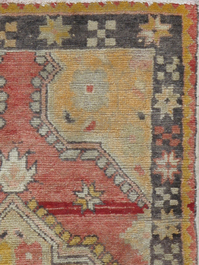 Vintage Turkish Oushak Rug, No.16029 - Galerie Shabab