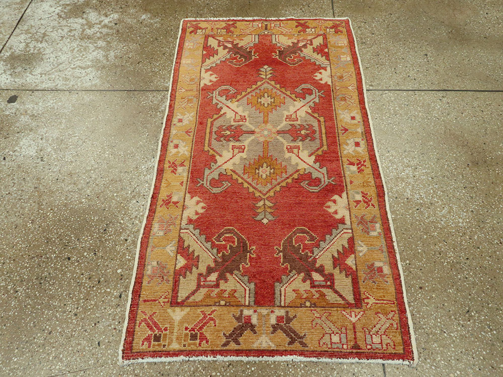 Vintage Turkish Oushak Rug, No.16031 - Galerie Shabab