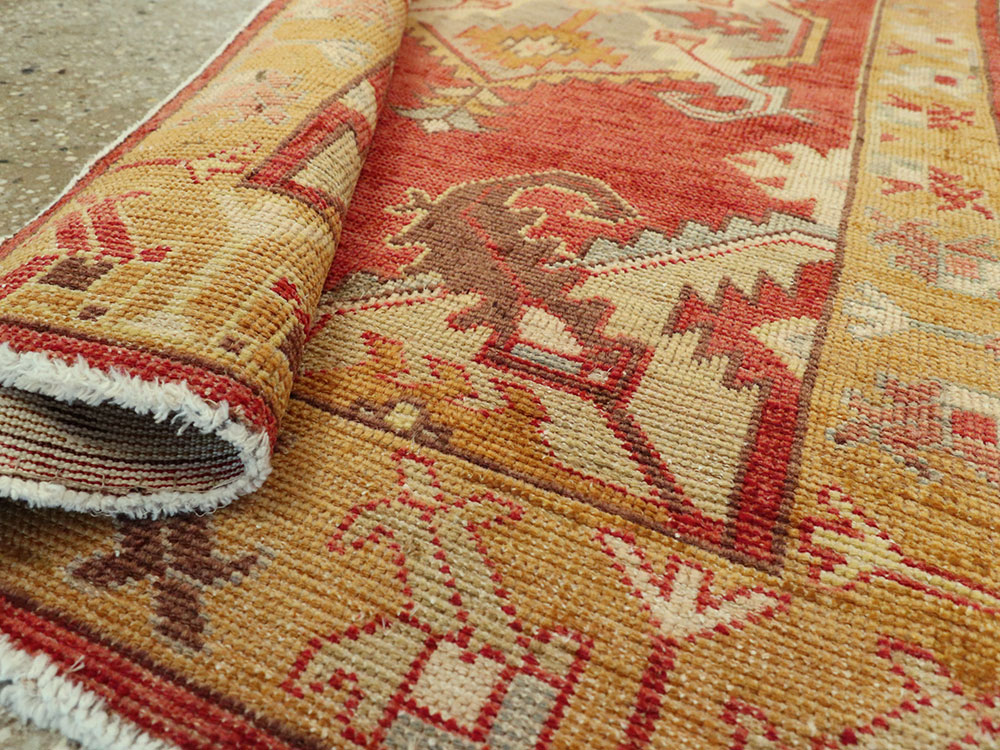 Vintage Turkish Oushak Rug, No.16031 - Galerie Shabab