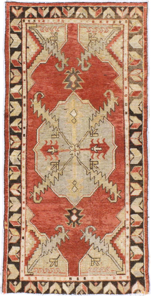 Vintage Turkish Oushak Rug, No.16037 - Galerie Shabab