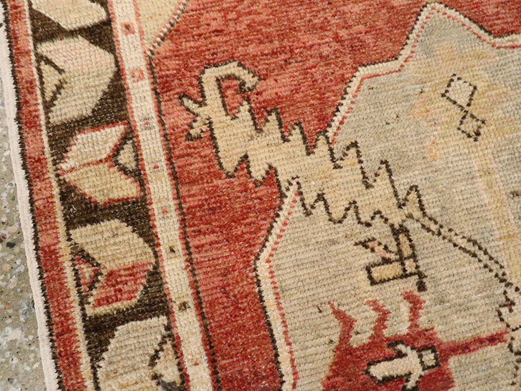 Vintage Turkish Oushak Rug, No.16037 - Galerie Shabab