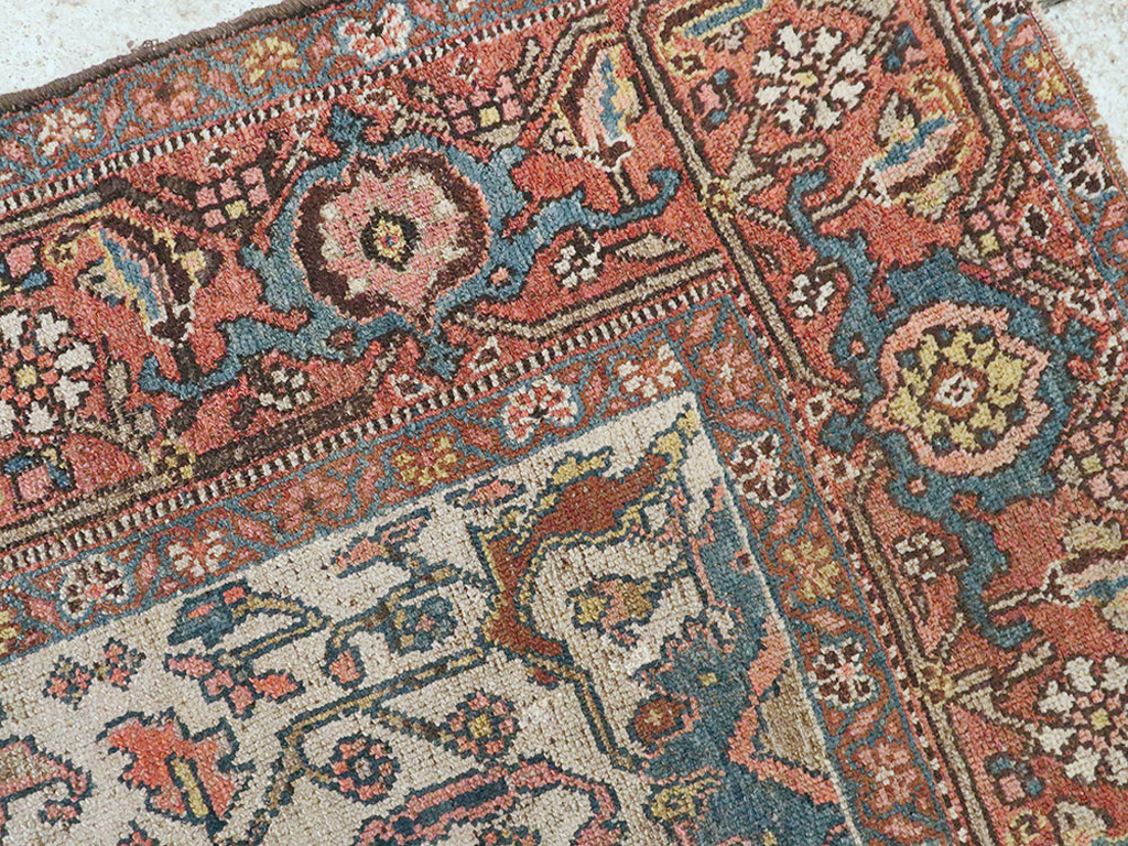 Antique Persian Kurdish Rug, No.16043 - Galerie Shabab