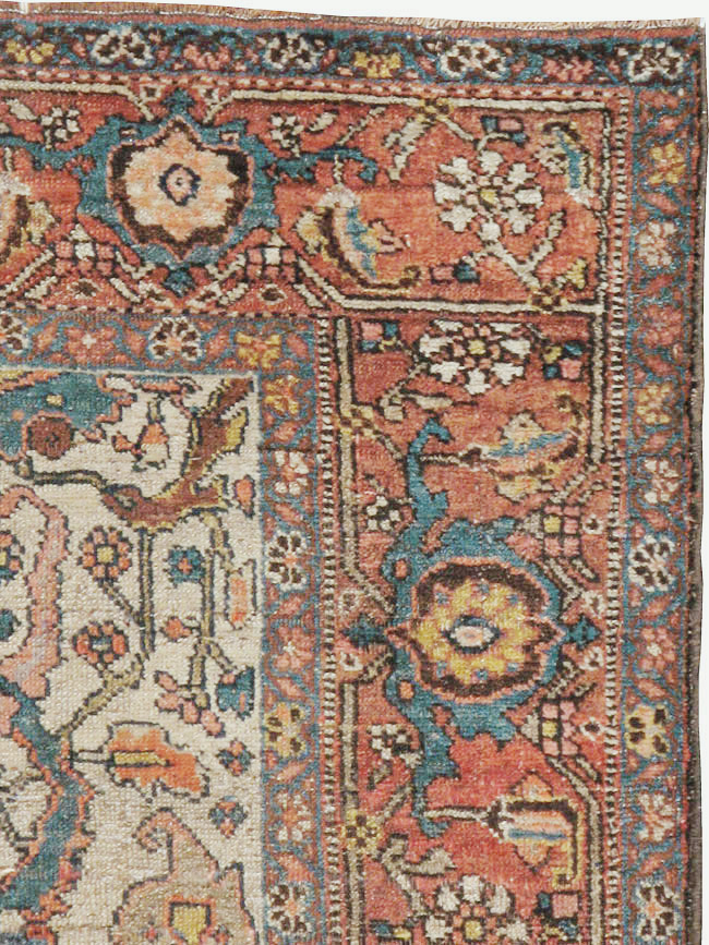 Antique Persian Kurdish Rug, No.16043 - Galerie Shabab