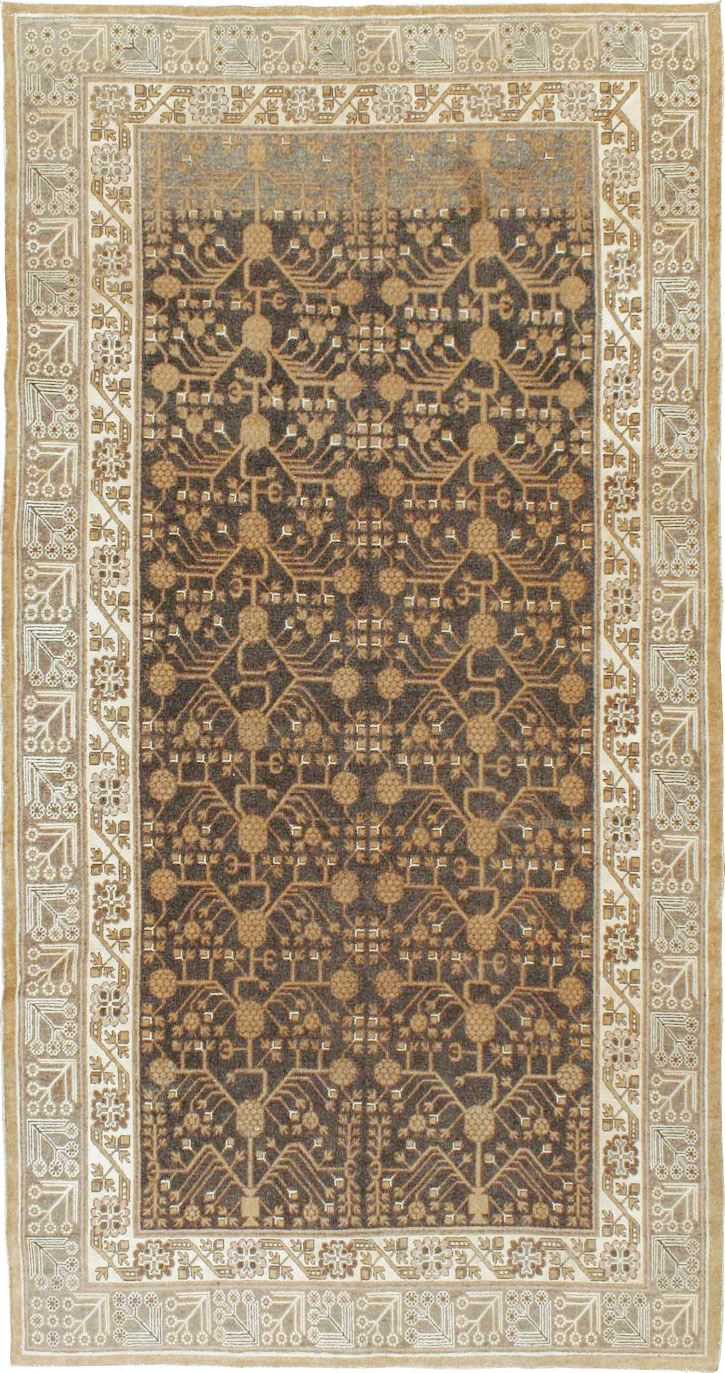Antique East Turkestan Khotan Carpet, No.16049 - Galerie Shabab