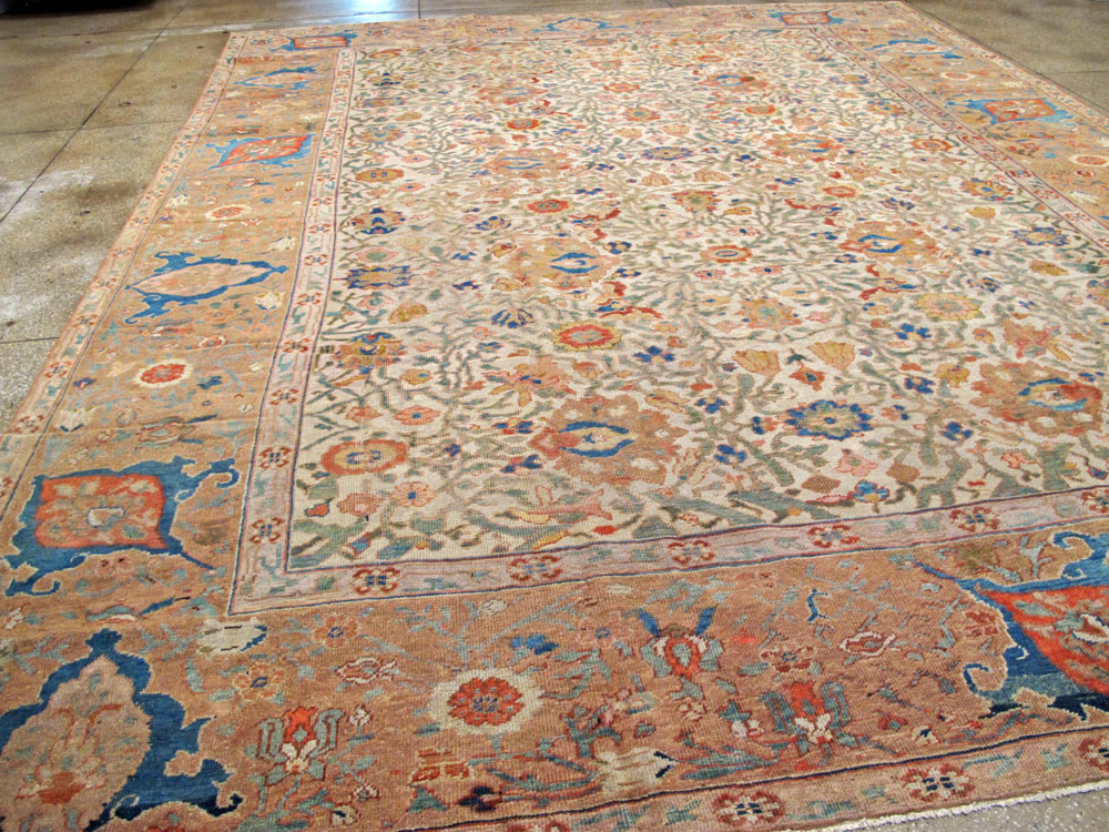 Antique Persian Sultanabad Carpet, No.16054 - Galerie Shabab