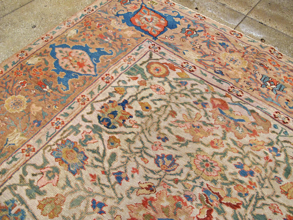 Antique Persian Sultanabad Carpet, No.16054 - Galerie Shabab