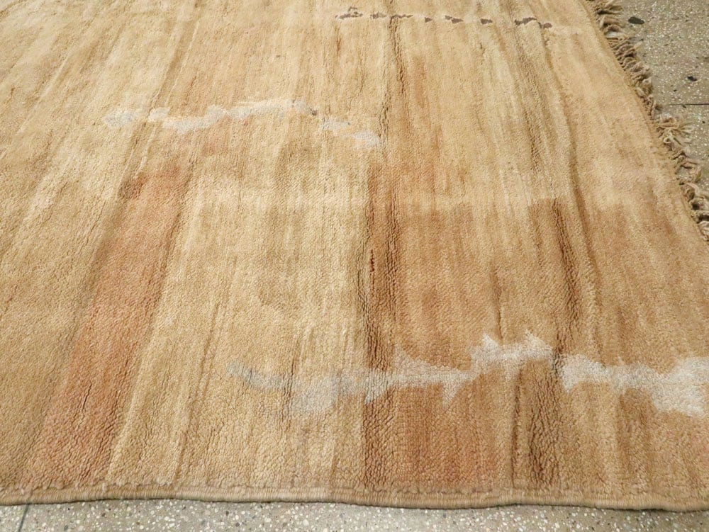 Modern Moroccan Carpet, No.16090 - Galerie Shabab